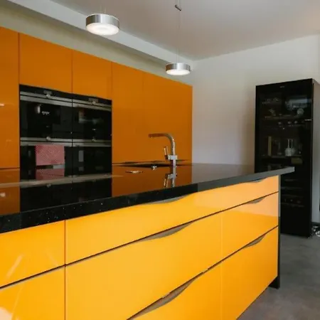 Luxurioeses Designhaus Mit Garten Villa *